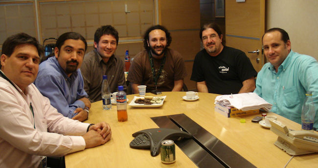 Reunión con componentes del grupo Arquitectum en las oficinas de Microsoft Chile